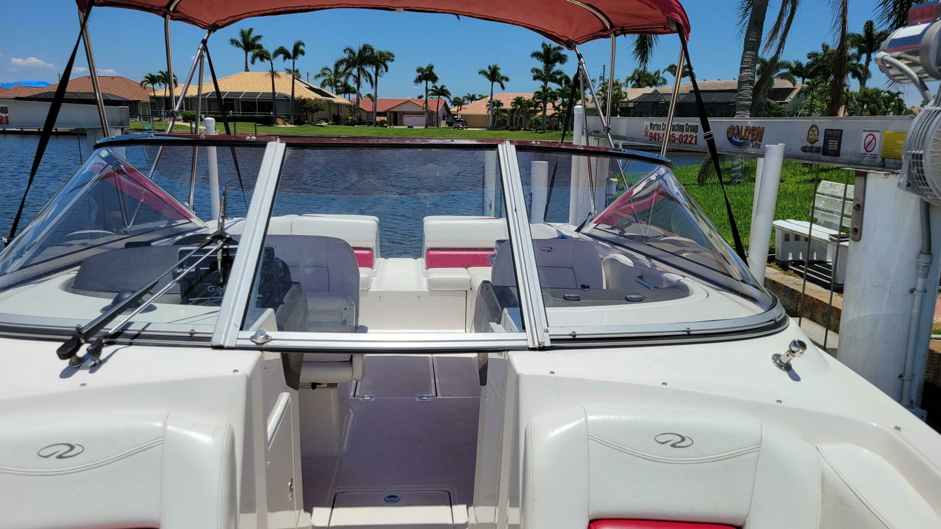 Slide: The Image of Regal 2700 Bowrider 2007 - 4066250
