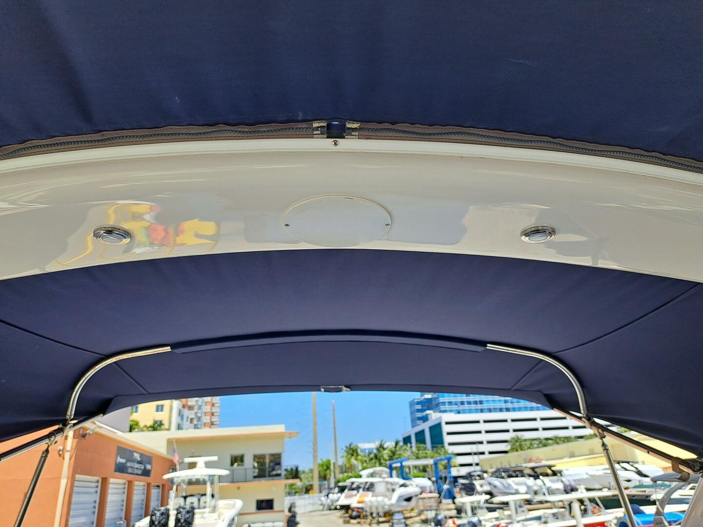 Slide: The Image of Regal 2700 Bowrider 2014 - 4369768