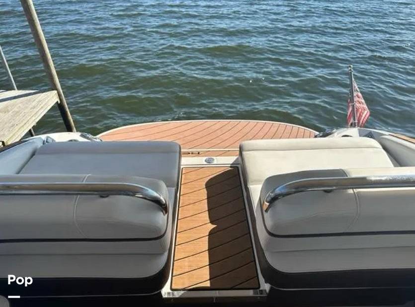 Slide: The Image of Regal 2800 2016 - 15304443