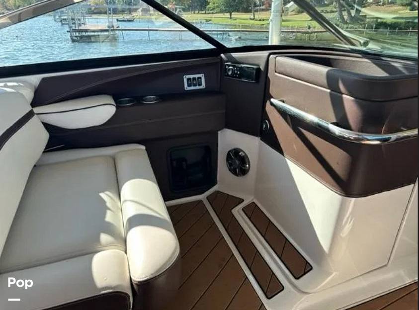 Slide: The Image of Regal 2800 2016 - 15304452