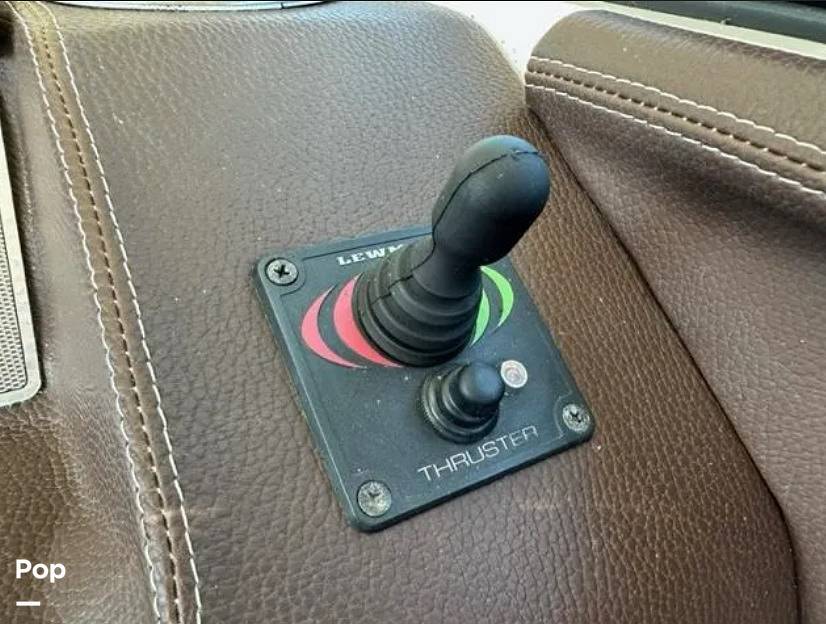 Slide: The Image of Regal 2800 2016 - 15304456