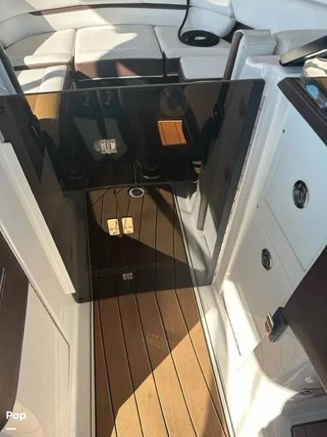 Slide: The Image of Regal 2800 2016 - 15304458