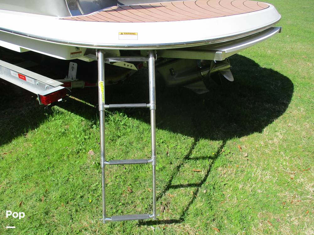 Slide: The Image of Regal 2800 2016 - 15310405