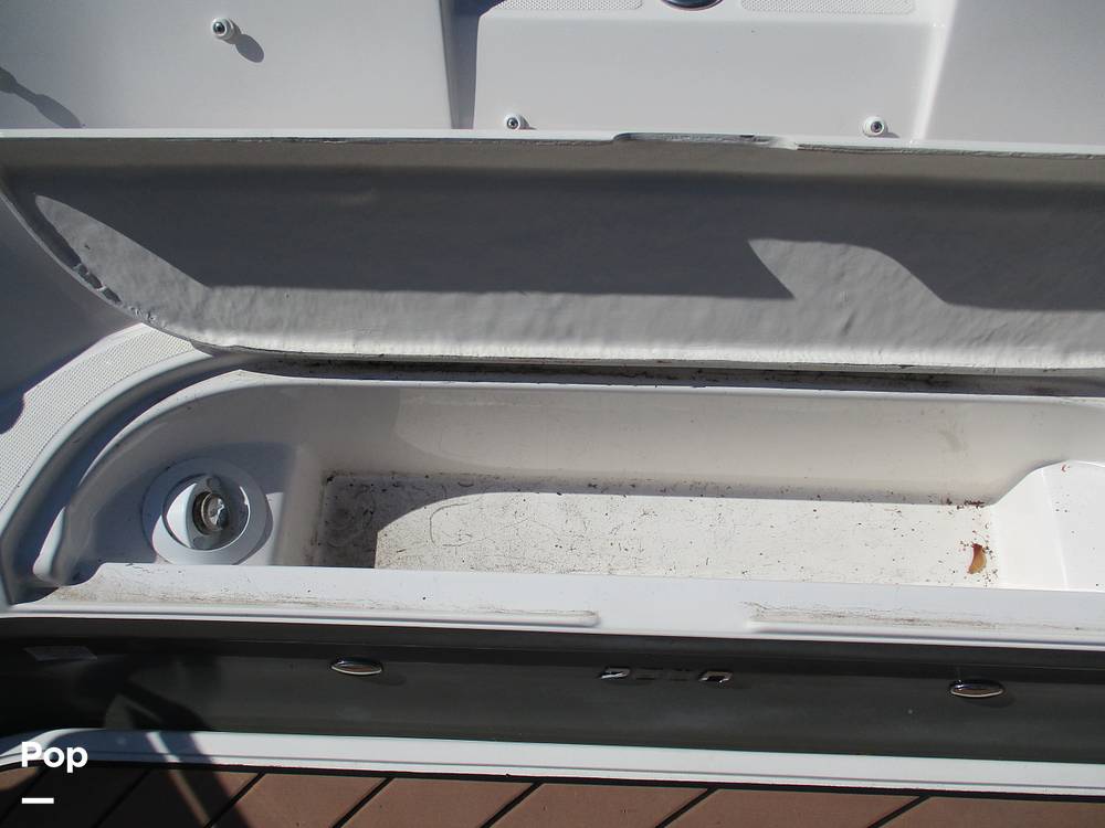 Slide: The Image of Regal 2800 2016 - 15310410