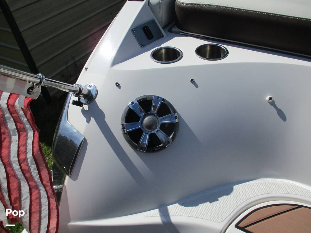 Slide: The Image of Regal 2800 2016 - 15310412