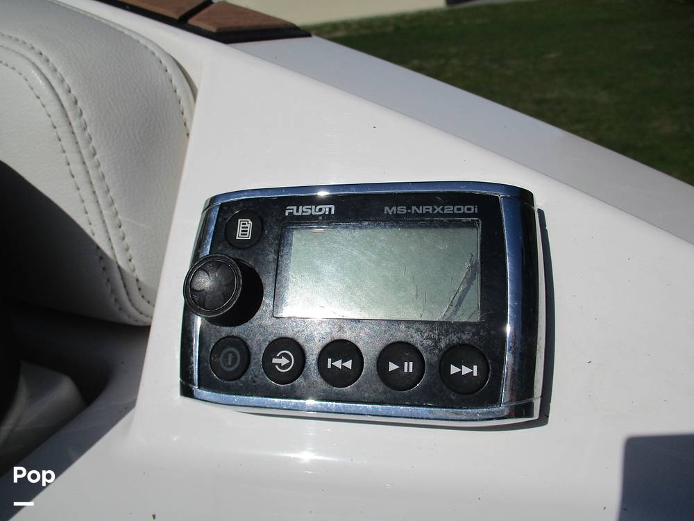 Slide: The Image of Regal 2800 2016 - 15310413