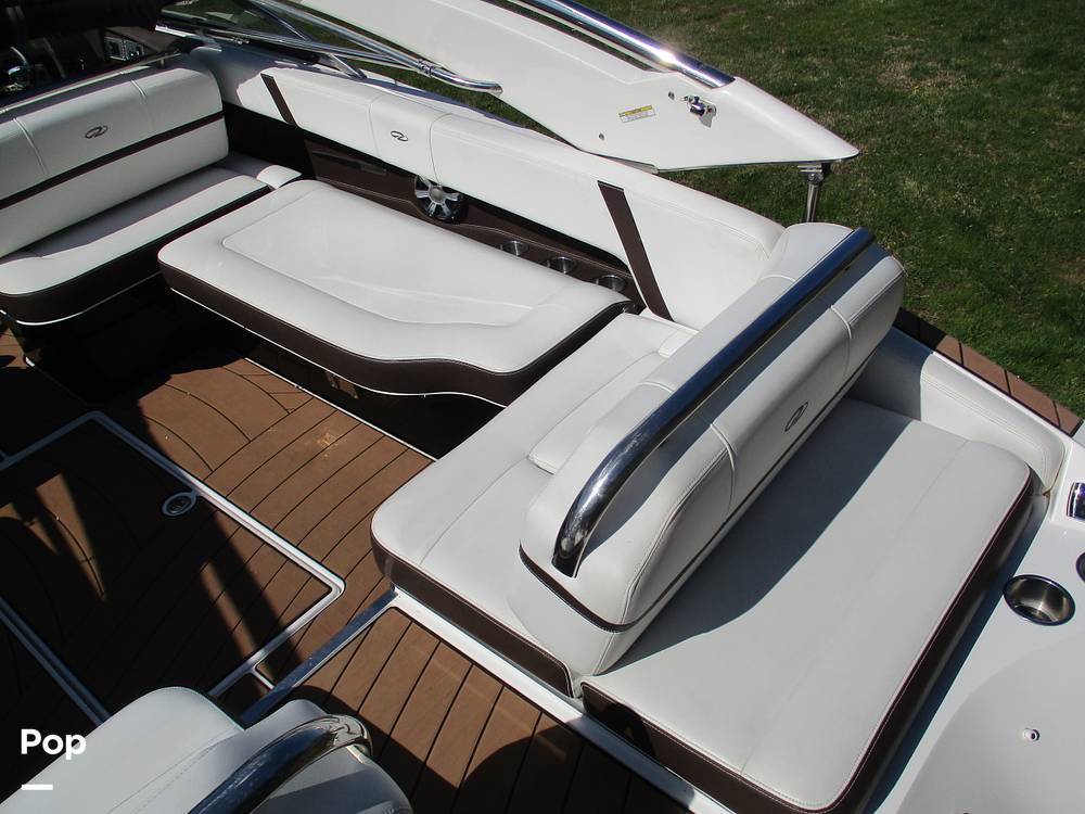 Slide: The Image of Regal 2800 2016 - 15310494