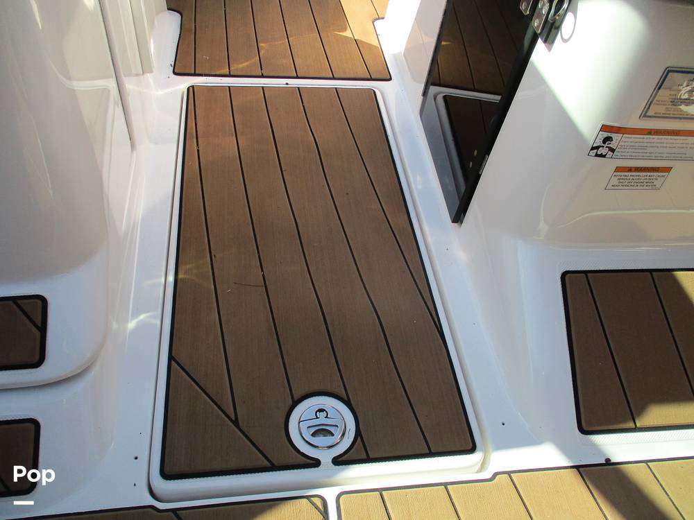 Slide: The Image of Regal 2800 2016 - 15310703