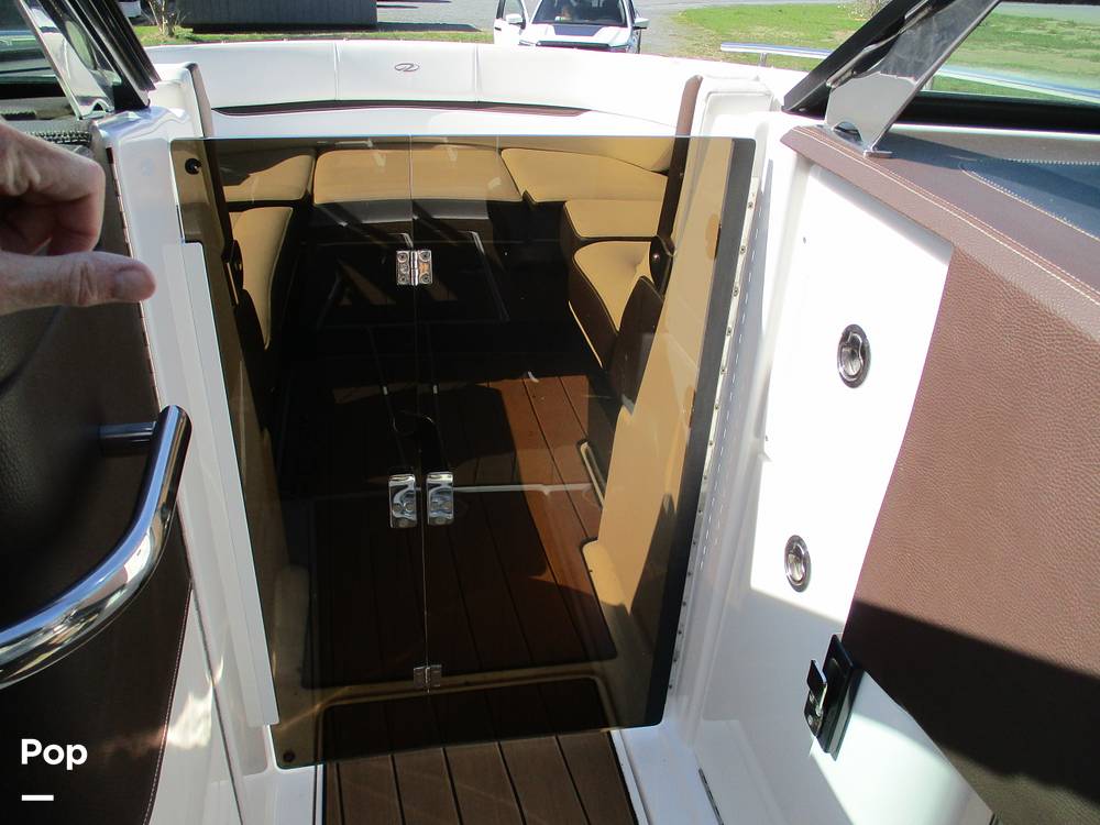 Slide: The Image of Regal 2800 2016 - 15310706