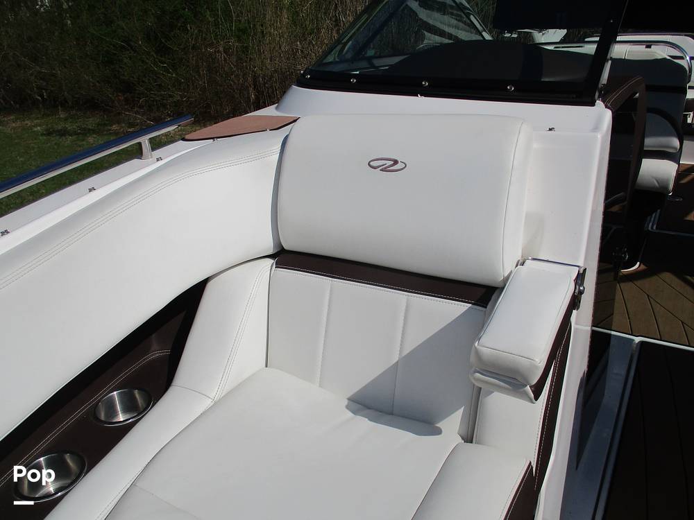 Slide: The Image of Regal 2800 2016 - 15310716