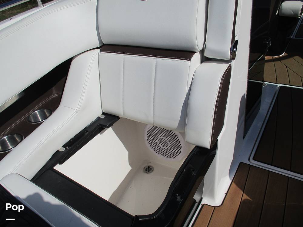 Slide: The Image of Regal 2800 2016 - 15310717