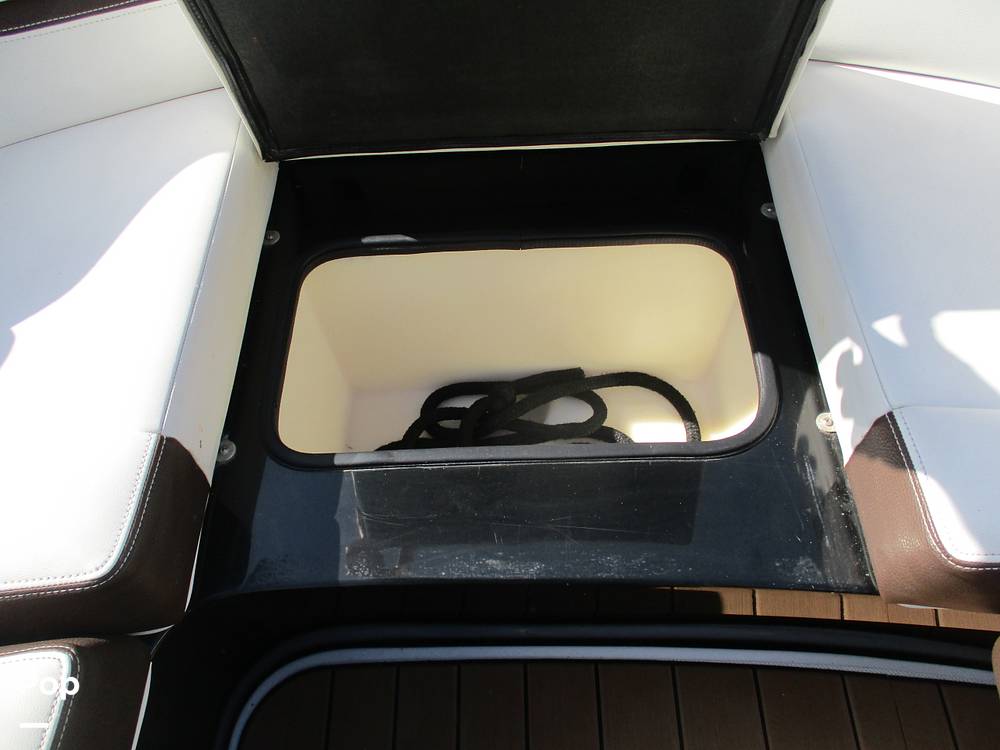 Slide: The Image of Regal 2800 2016 - 15310726