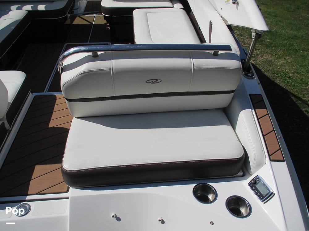 Slide: The Image of Regal 2800 2016 - 15310414