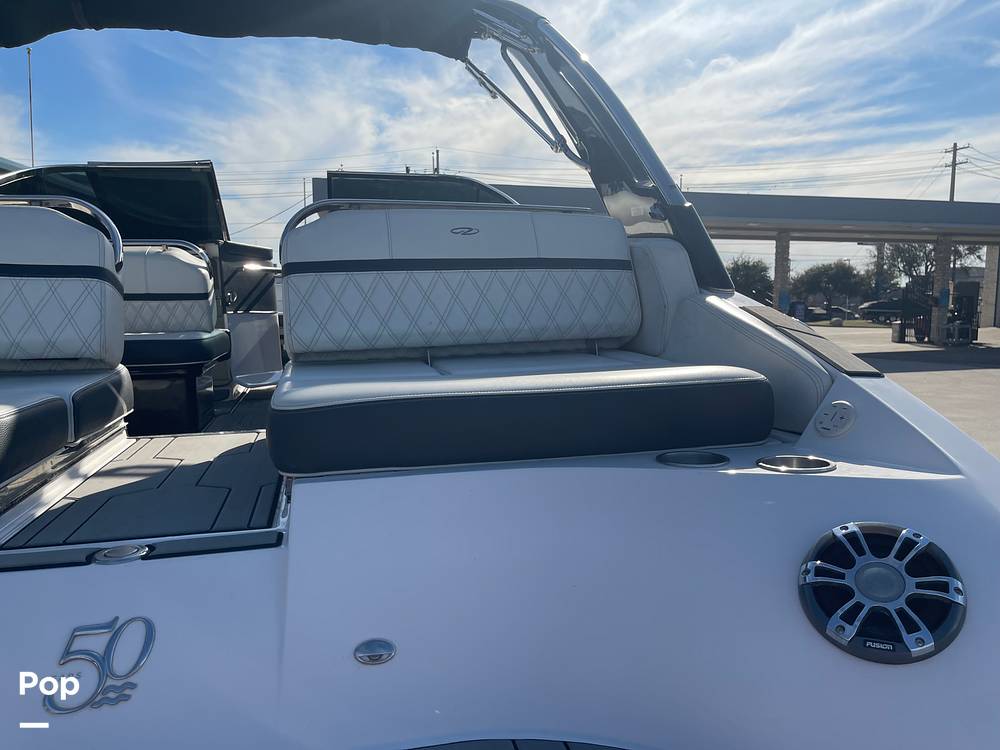 Slide: The Image of Regal 2800 2021 - 15065588