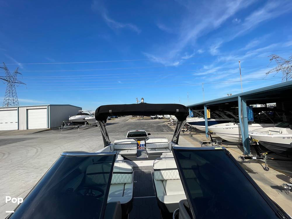 Slide: The Image of Regal 2800 2021 - 15064679