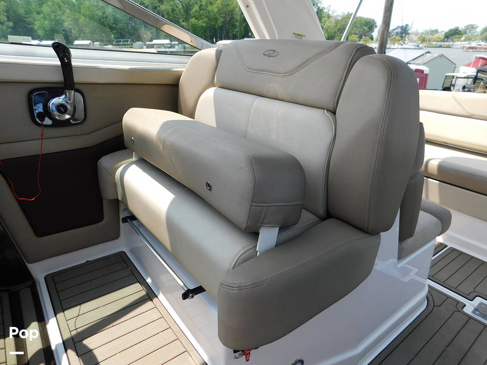 Slide: The Image of Bolster Seat - 15529059