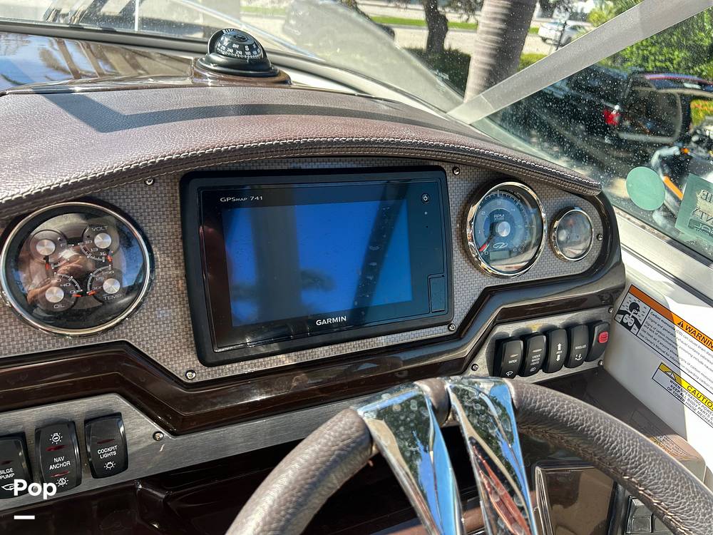 Slide: The Image of Garmin GPS - 15156546