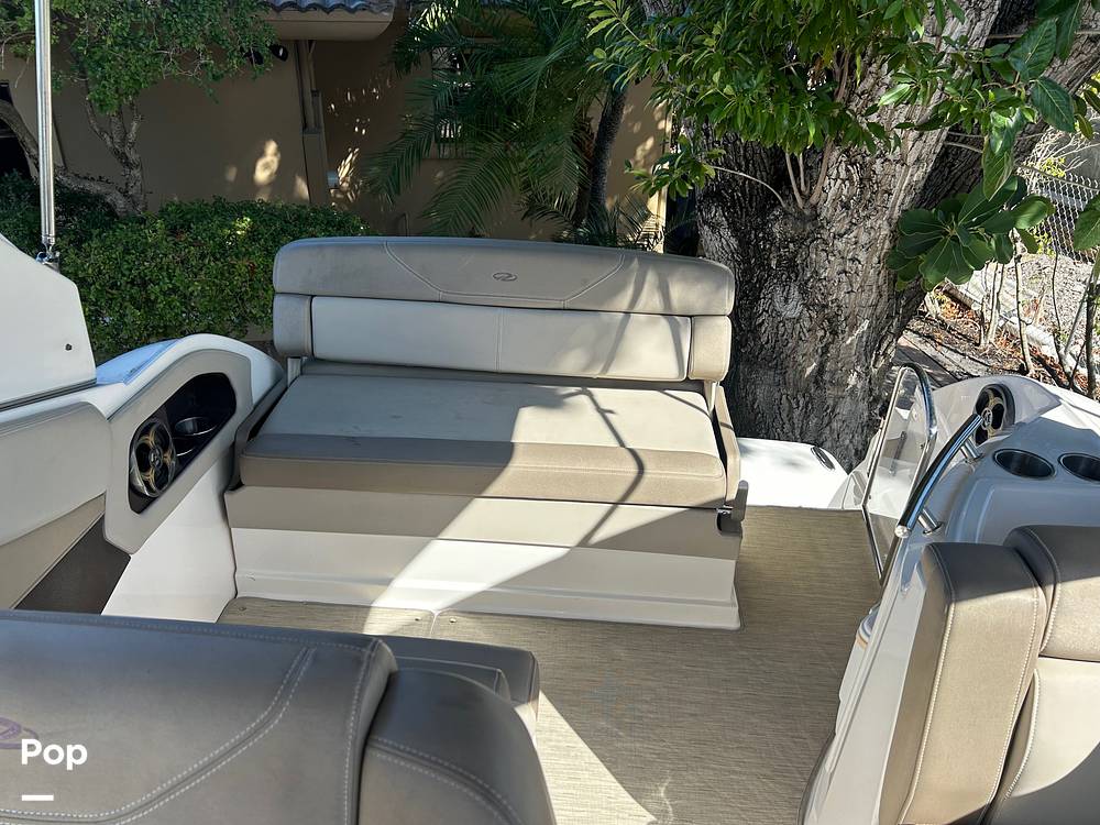 Slide: The Image of Regal 28 Express 2015 - 15156554