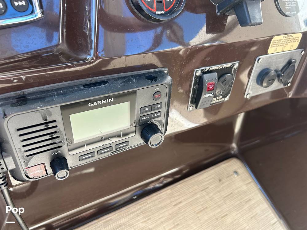 Slide: The Image of Garmin GPS - 15156543