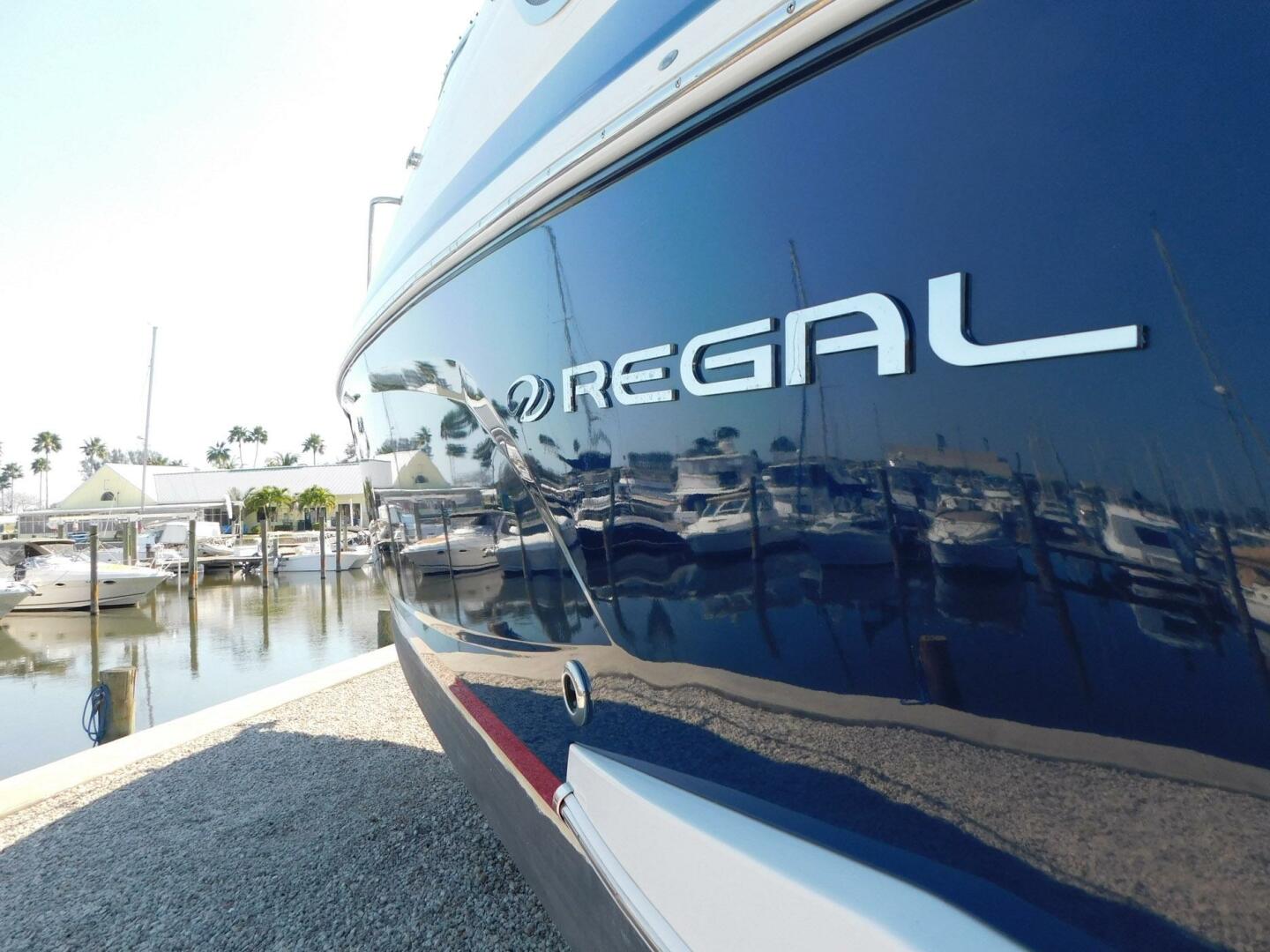 Slide: The Image of Regal 28 Express 2017 - 5034145