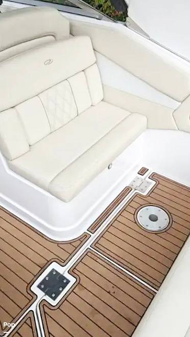 Slide: The Image of Fold Down Seat - 15333000