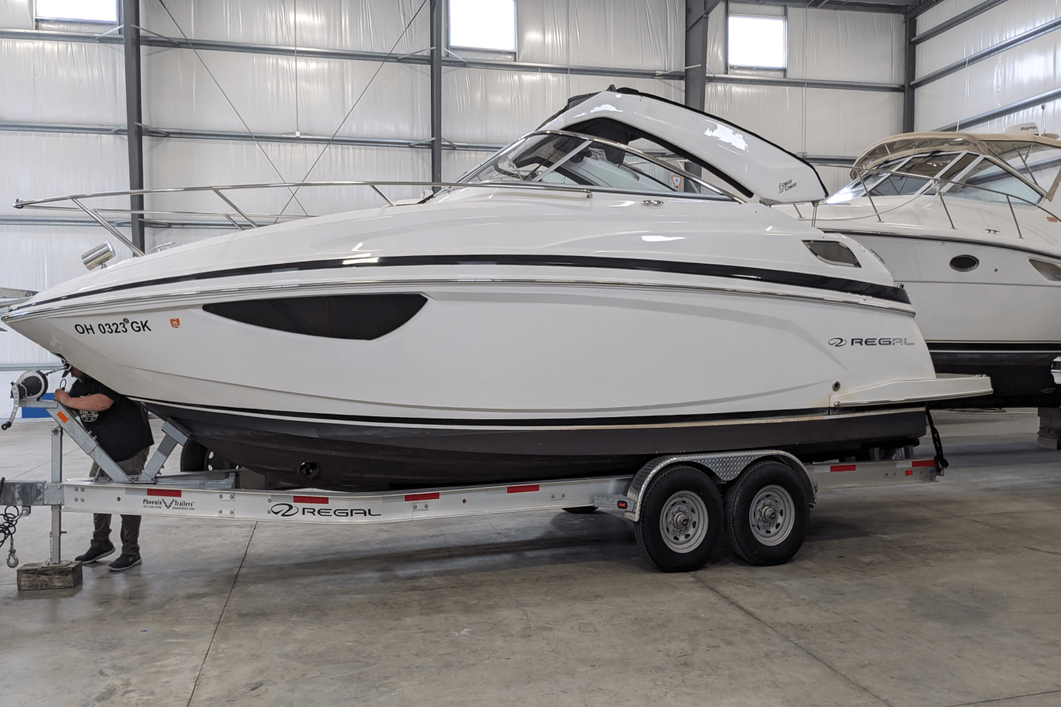 Slide: The Image of Regal 28 EXPRESS 2022 - 13