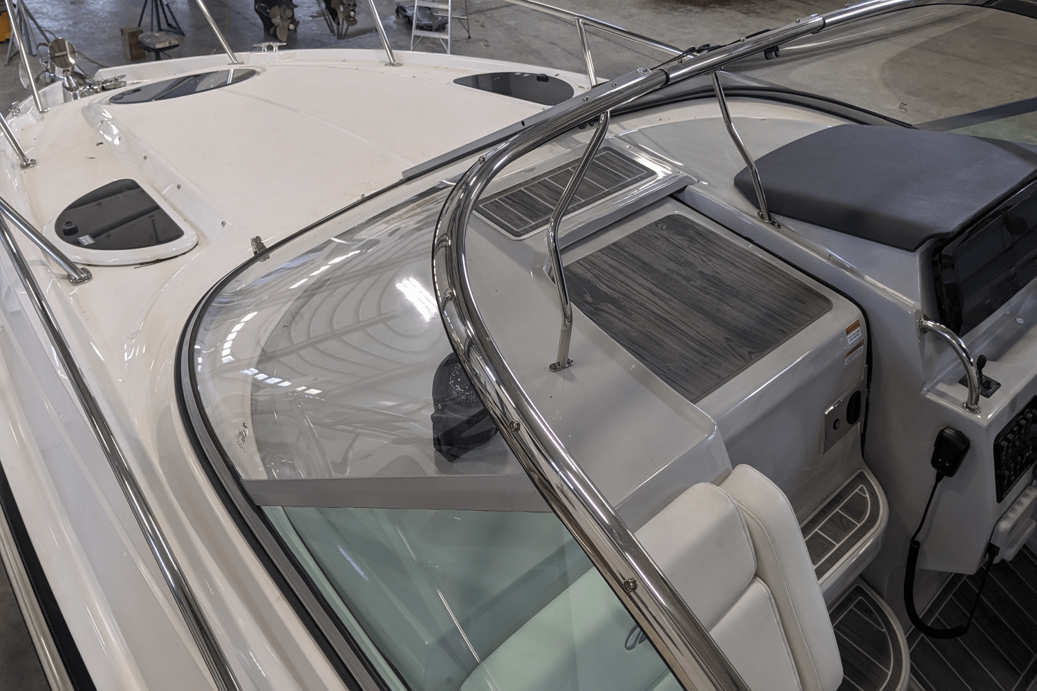 Slide: The Image of Regal 28 EXPRESS 2022 - 19