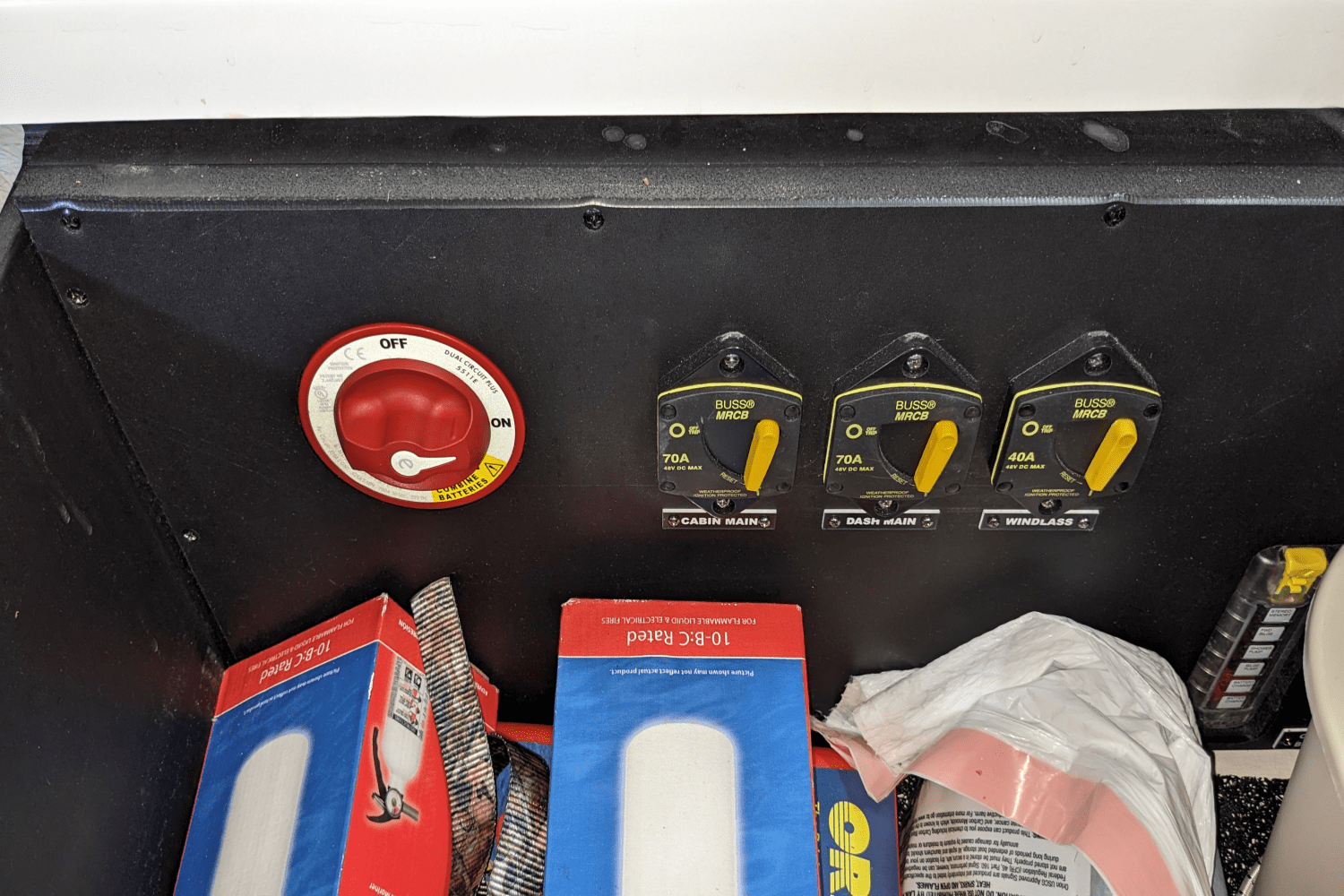 Slide: The Image of Regal 28 EXPRESS 2022 - 39