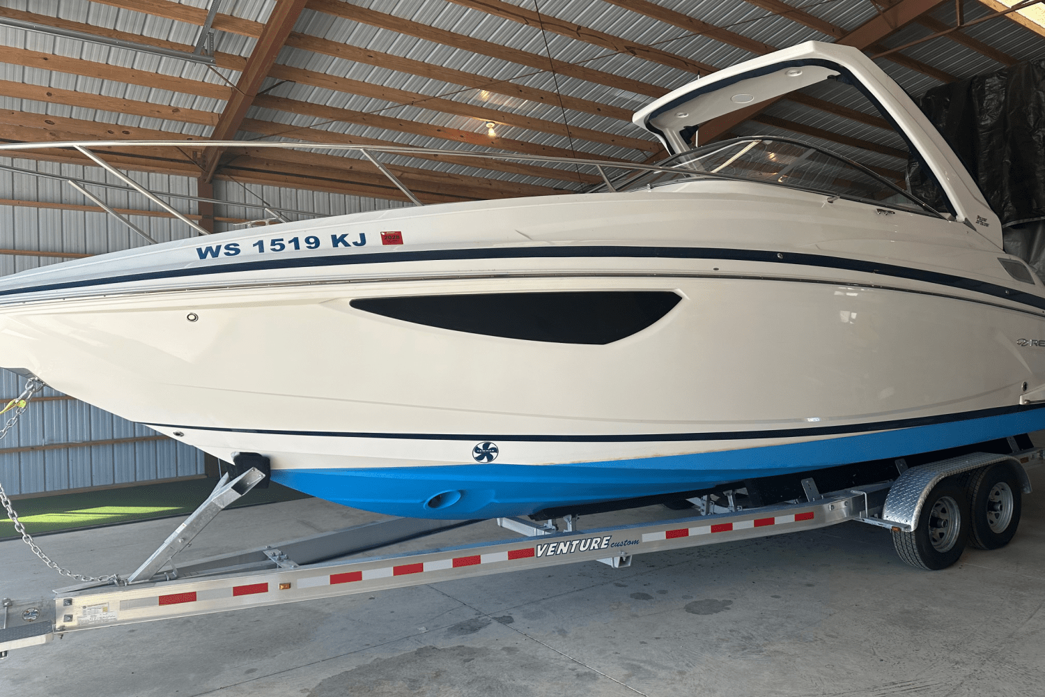 Slide: The Image of Regal 28 EXPRESS CRUISER 2023 - 1