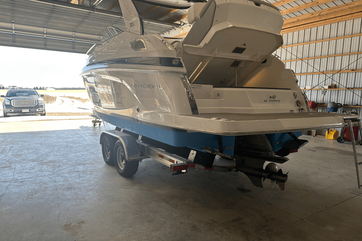 Slide: The Image of Regal 28 EXPRESS CRUISER 2023 - 2