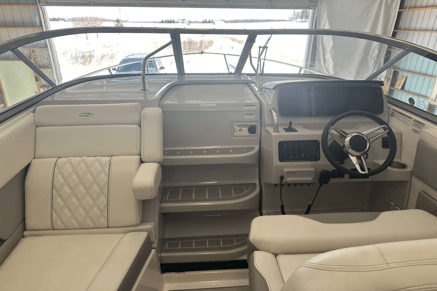 Slide: The Image of Regal 28 EXPRESS CRUISER 2023 - 21