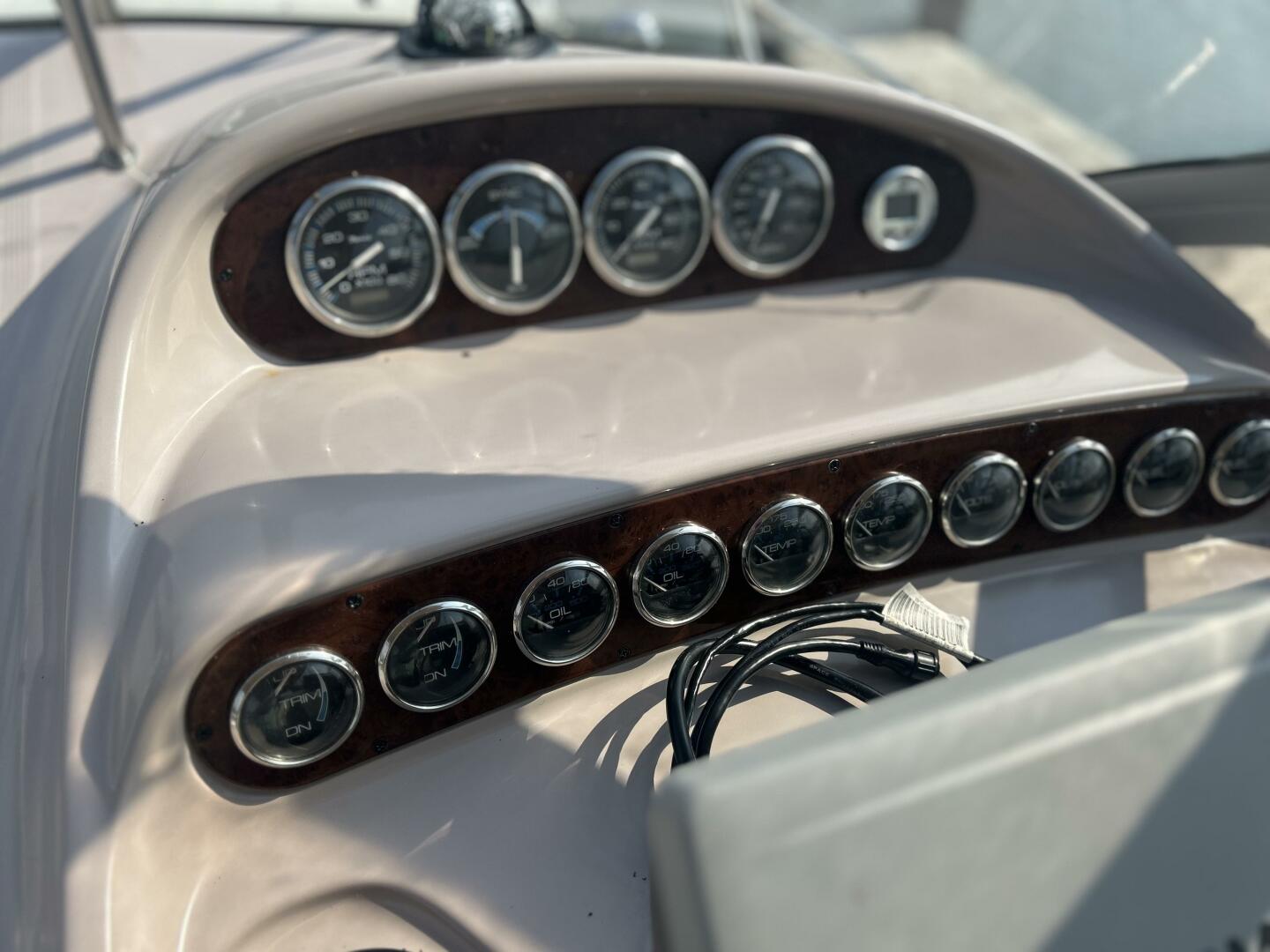 Slide: The Image of Regal 29 2001 - 5562924