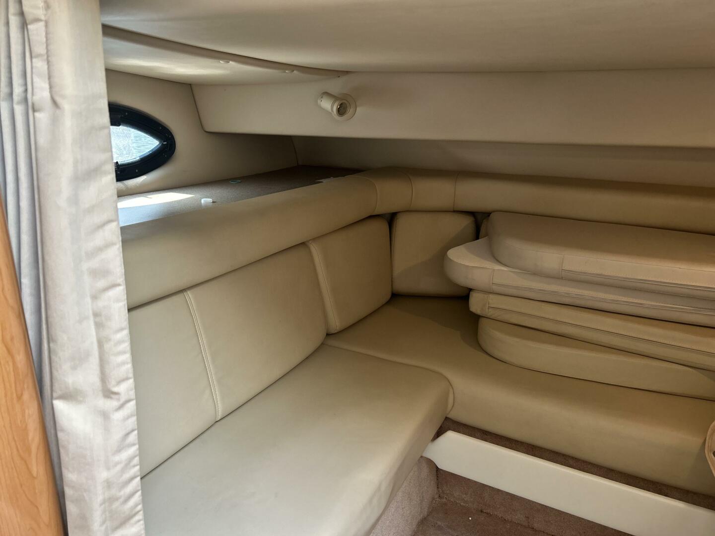 Slide: The Image of Regal 29 2001 - 5562928