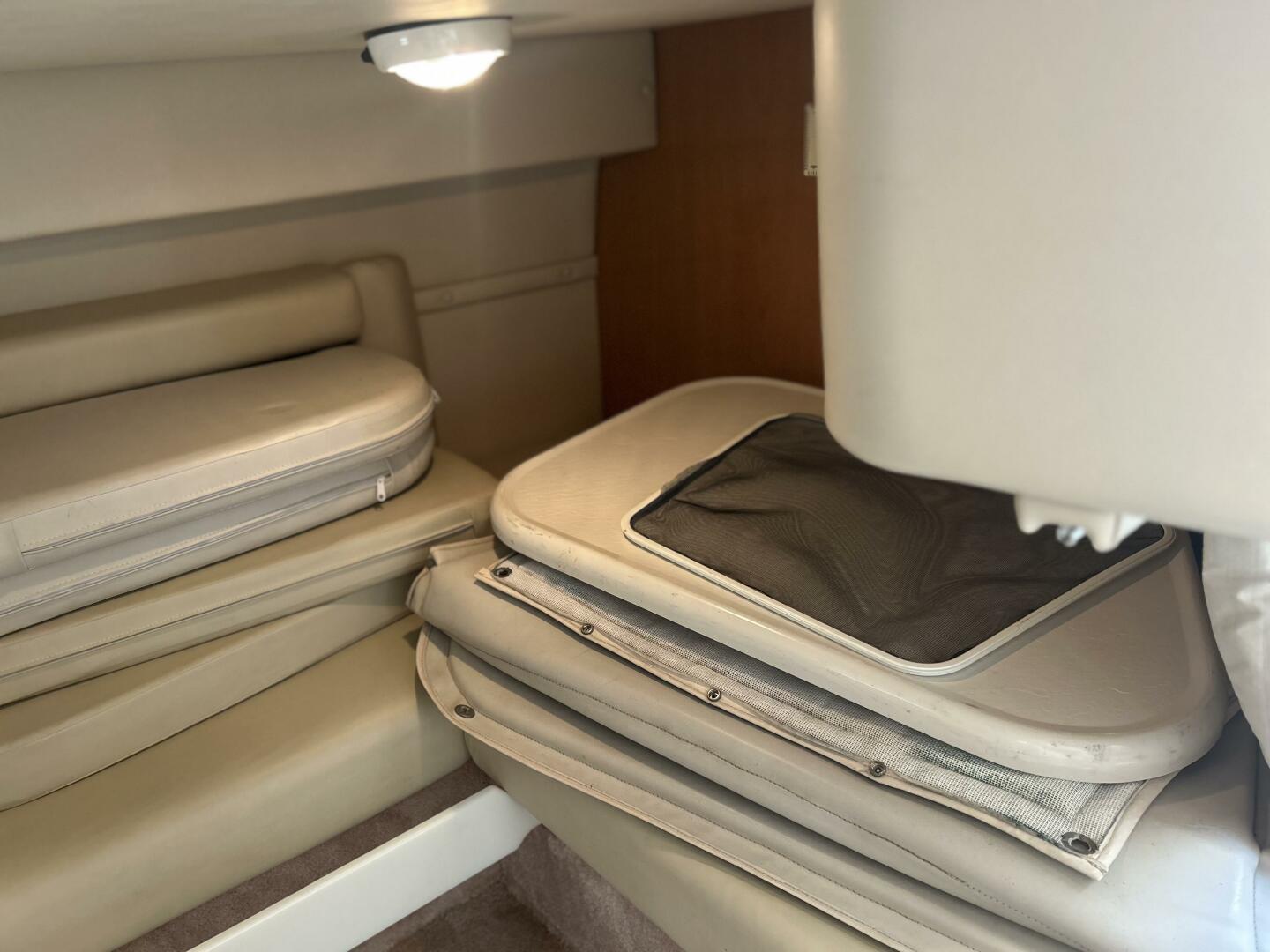 Slide: The Image of Regal 29 2001 - 5562929