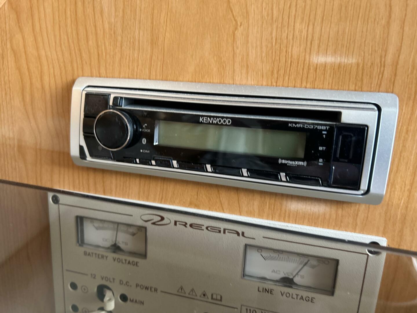 Slide: The Image of Regal 29 2001 - 5562941