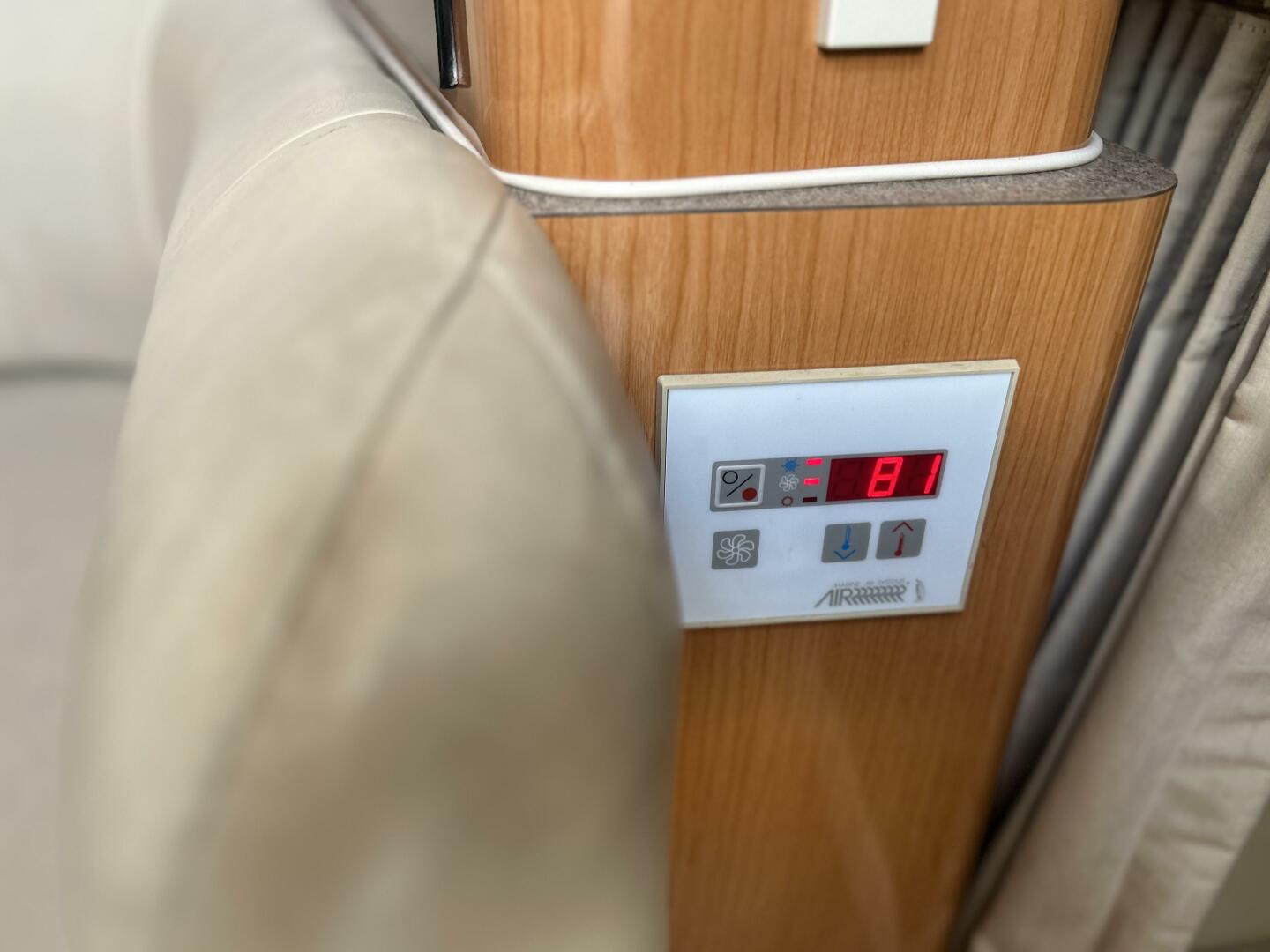 Slide: The Image of Regal 29 2001 - 5562942