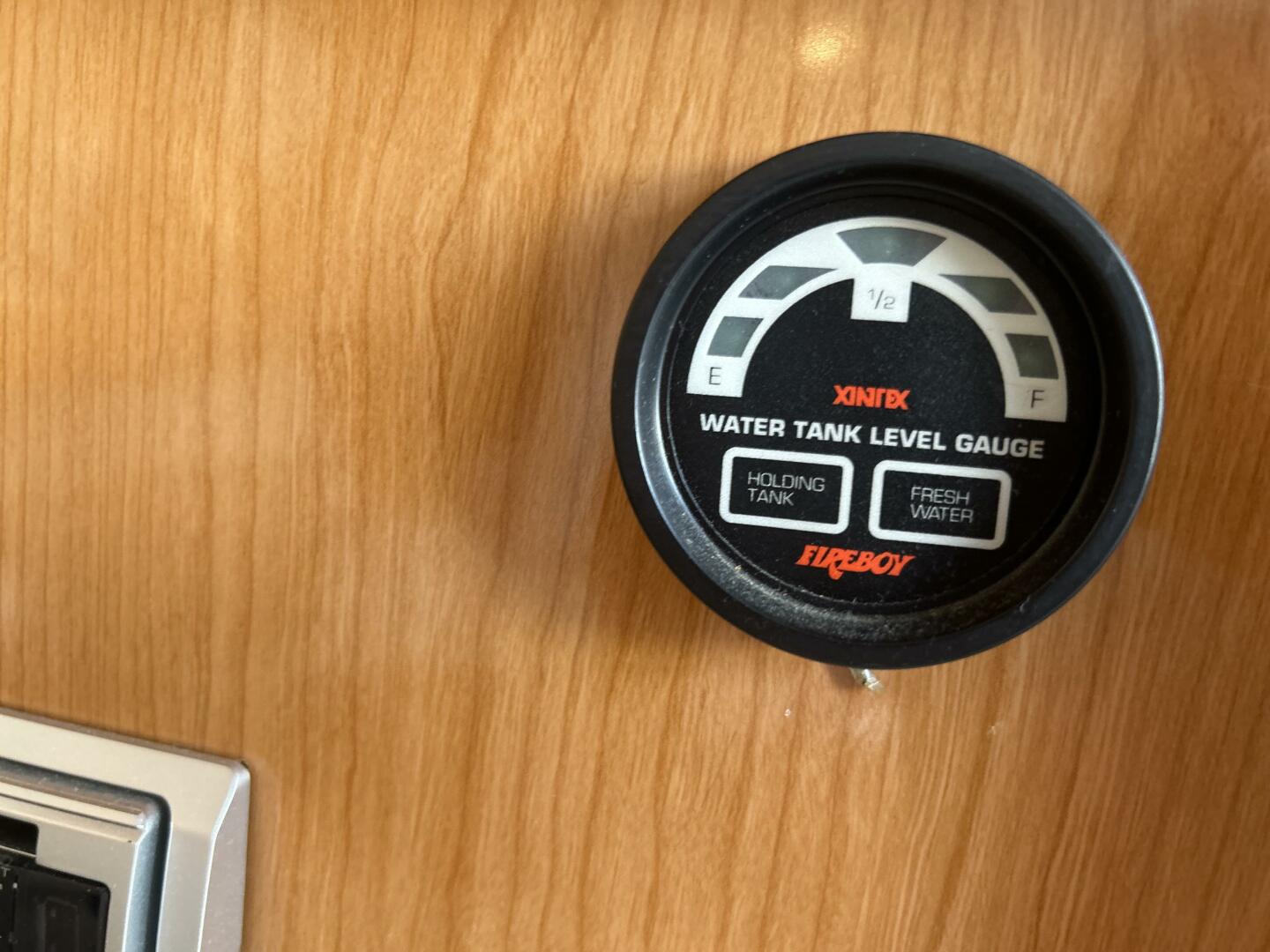 Slide: The Image of Regal 29 2001 - 5562943