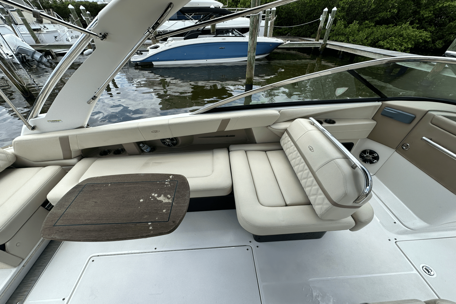 Slide: The Image of Regal 290 OBX 2019 - 14
