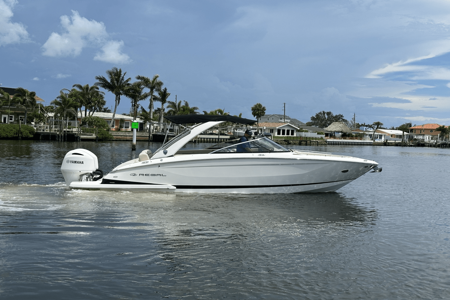 Slide: The Image of Regal 290 OBX 2019 - 30