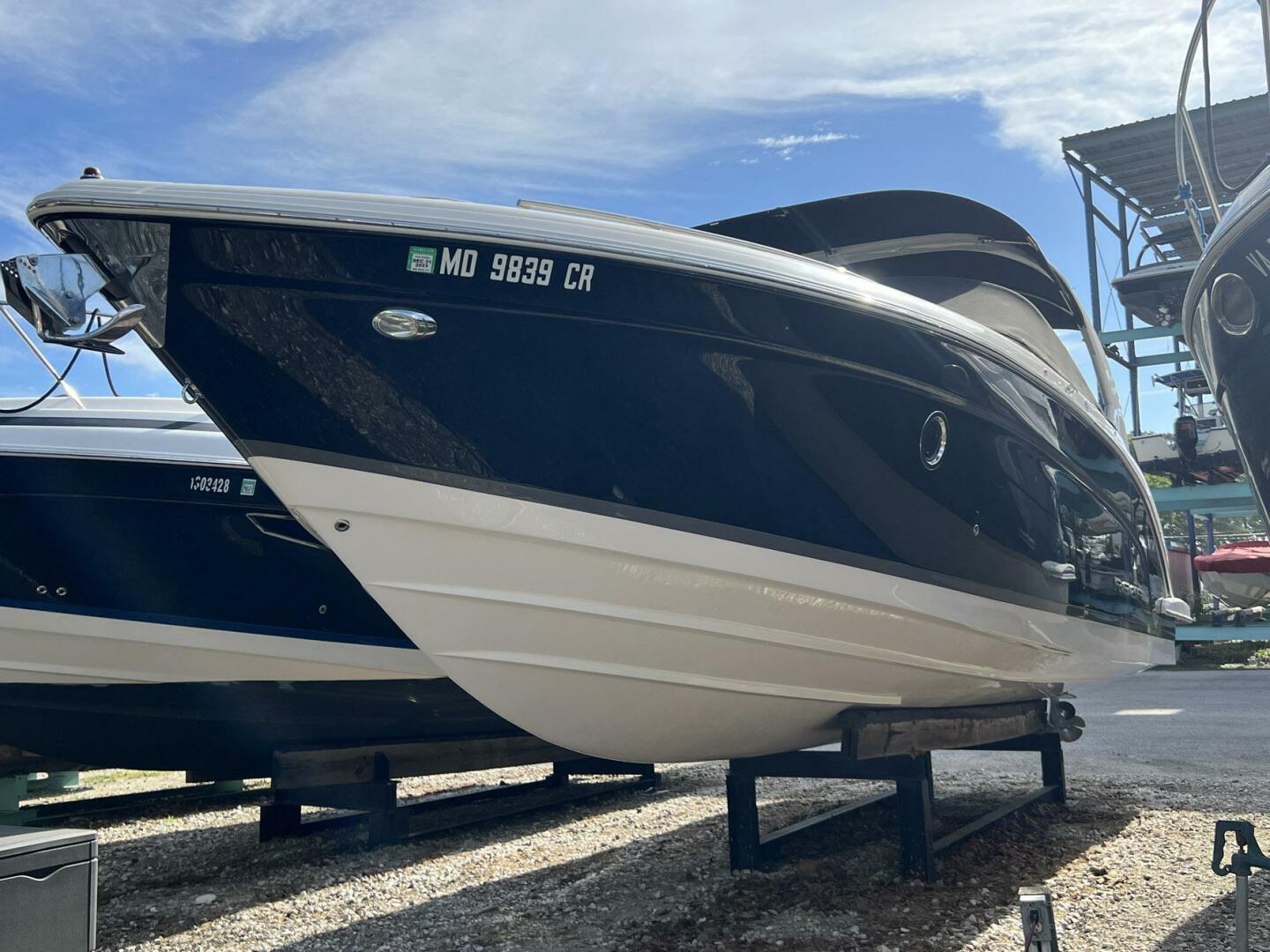 Slide: The Image of Regal 3200 Bowrider 2016 - 4459412