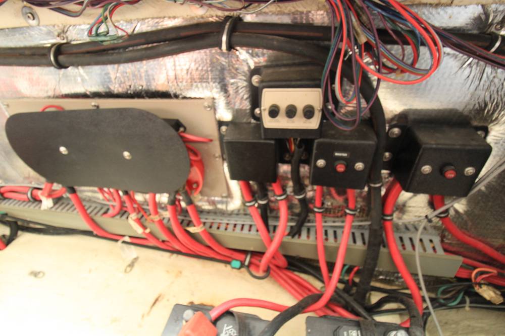 Slide: The Image of Regal 3260 Commodore 2001 - 15368517
