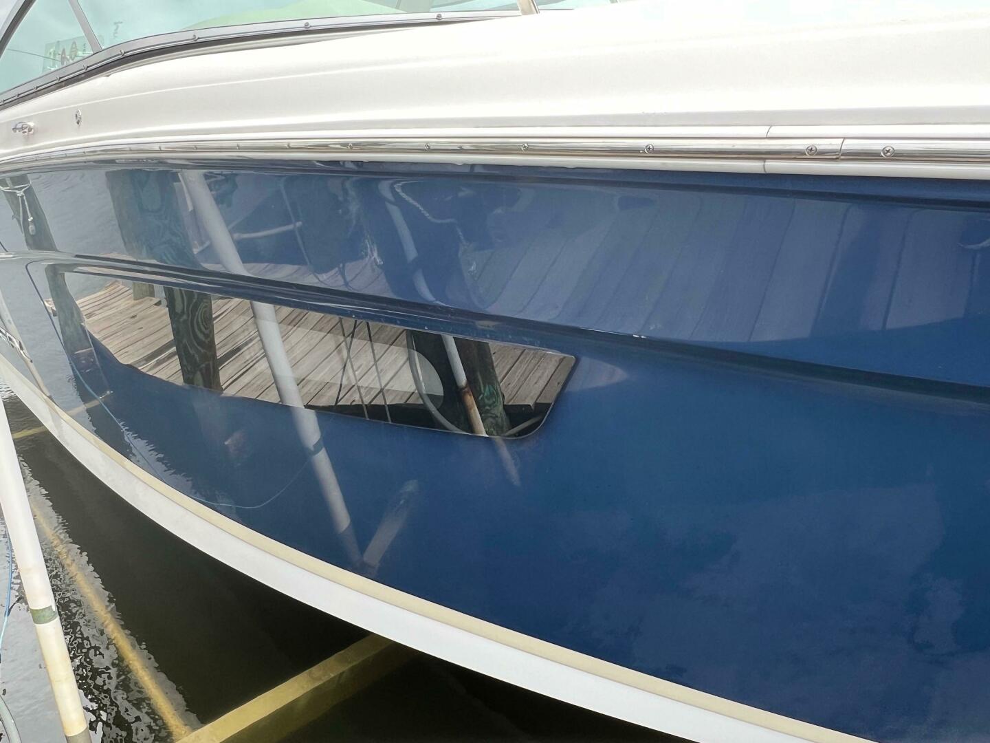 Slide: The Image of Regal 3300 Bowrider 2020 - 5003038