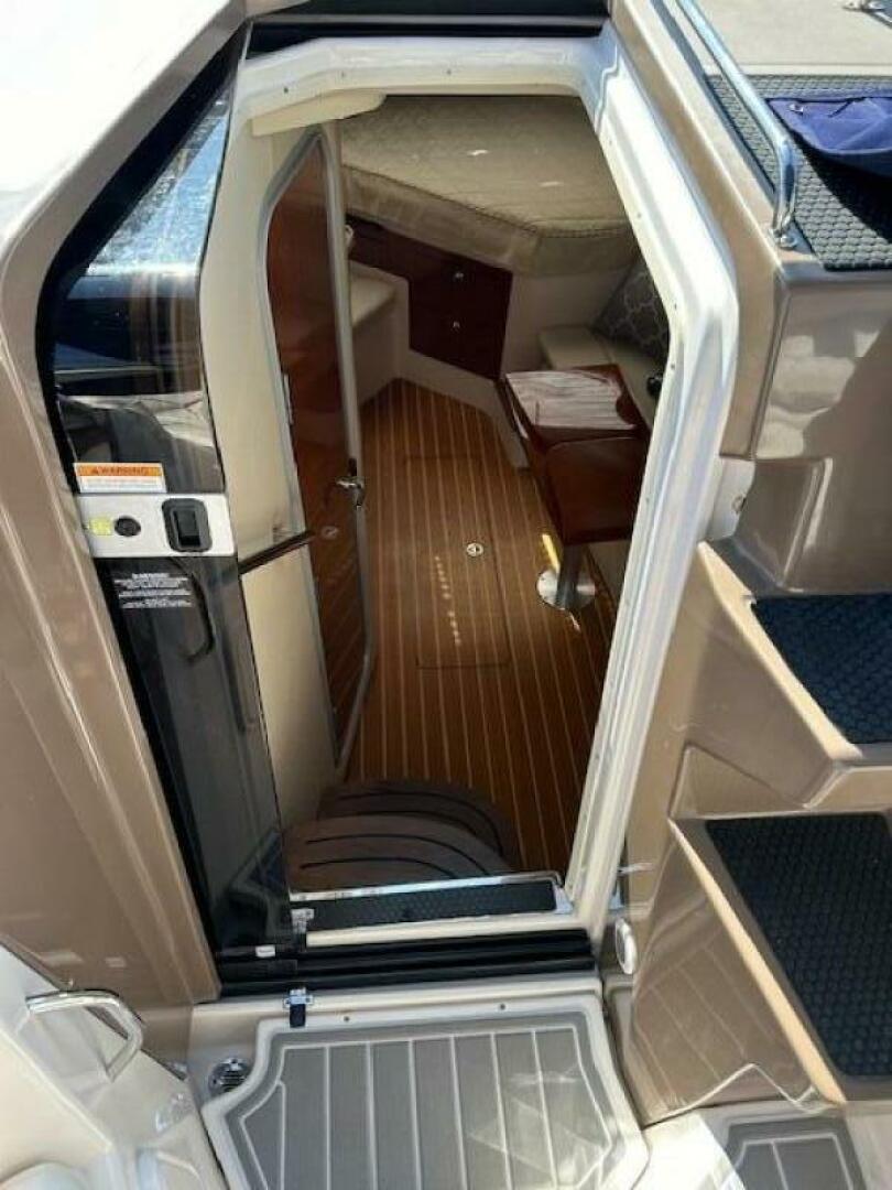 Slide: The Image of Regal 3360 Window Express 2006 - 4738589
