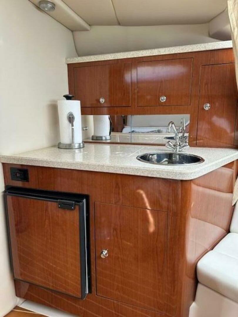 Slide: The Image of Regal 3360 Window Express 2006 - 4738603