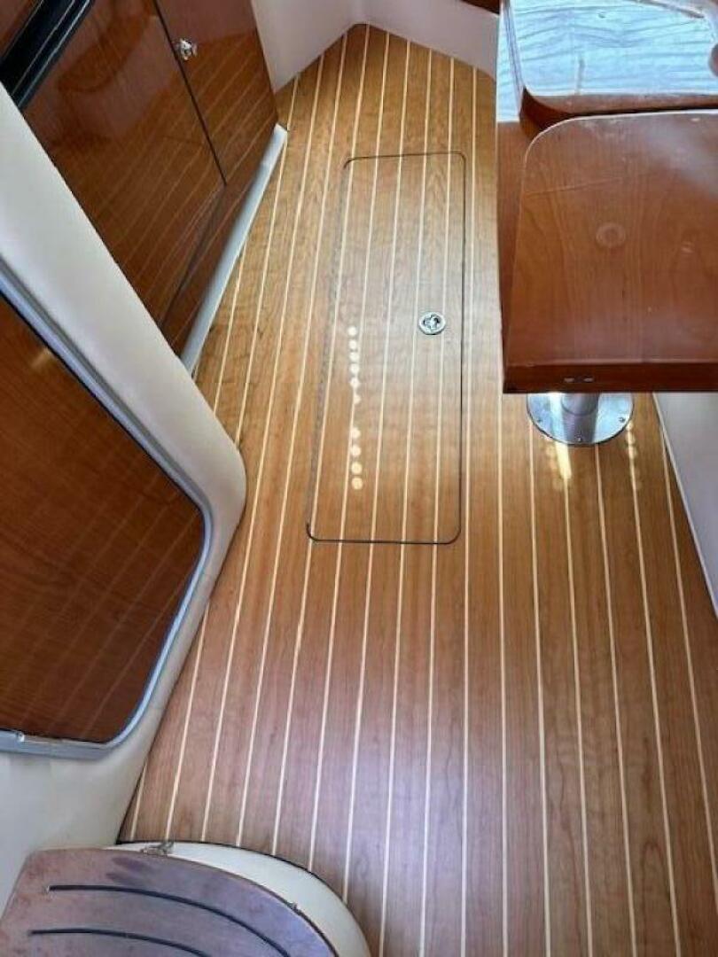 Slide: The Image of Regal 3360 Window Express 2006 - 4738613