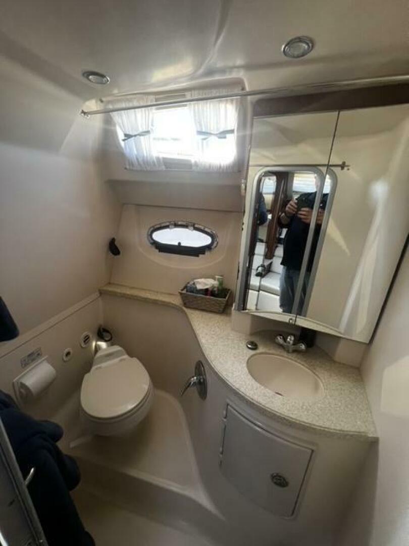 Slide: The Image of Regal 3360 Window Express 2006 - 5123817