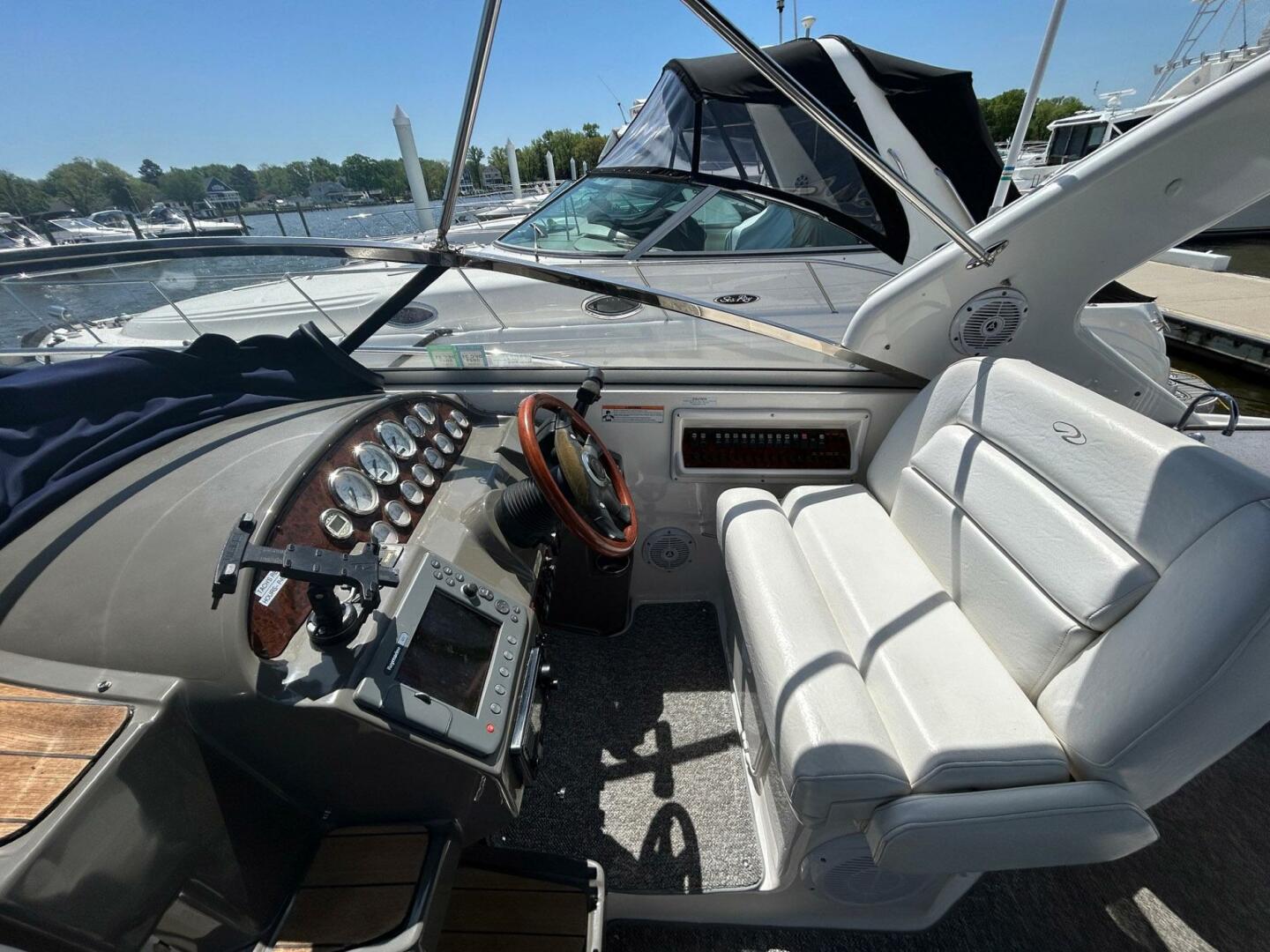 Slide: The Image of Regal 3360 Window Express 2007 - 5289023