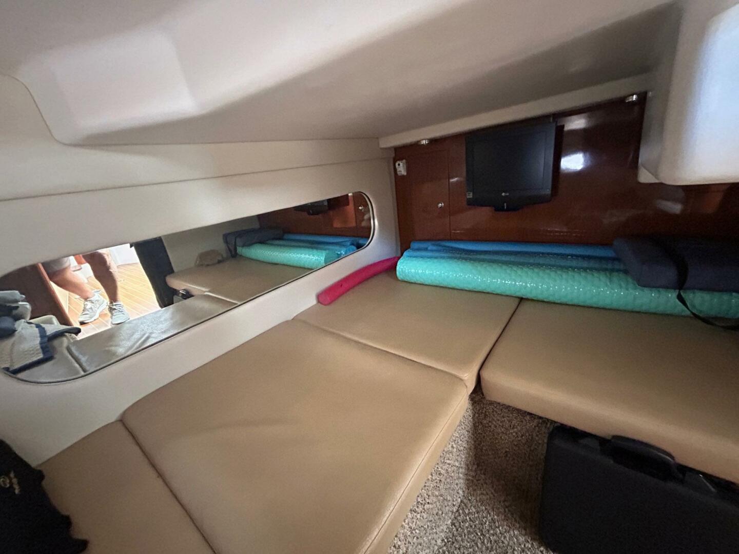 Slide: The Image of Regal 3360 Window Express 2007 - 5289036