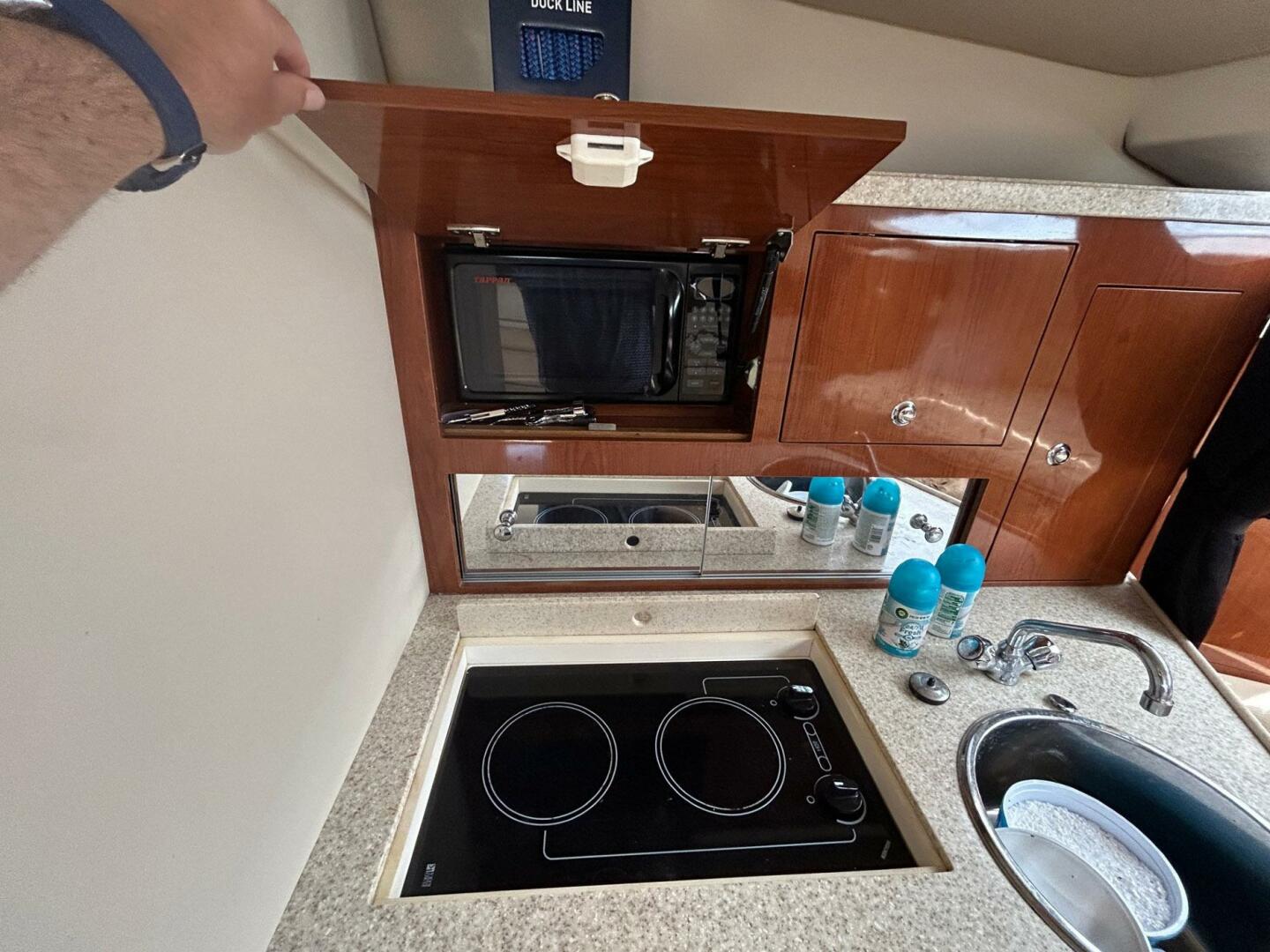 Slide: The Image of Regal 3360 Window Express 2007 - 5289038