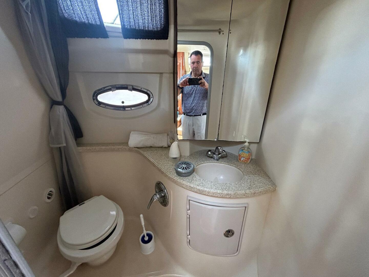 Slide: The Image of Regal 3360 Window Express 2007 - 5289039